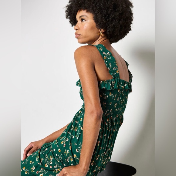 APRICOT 🍑- Floral Green Maxi Dress - Picture 6 of 7